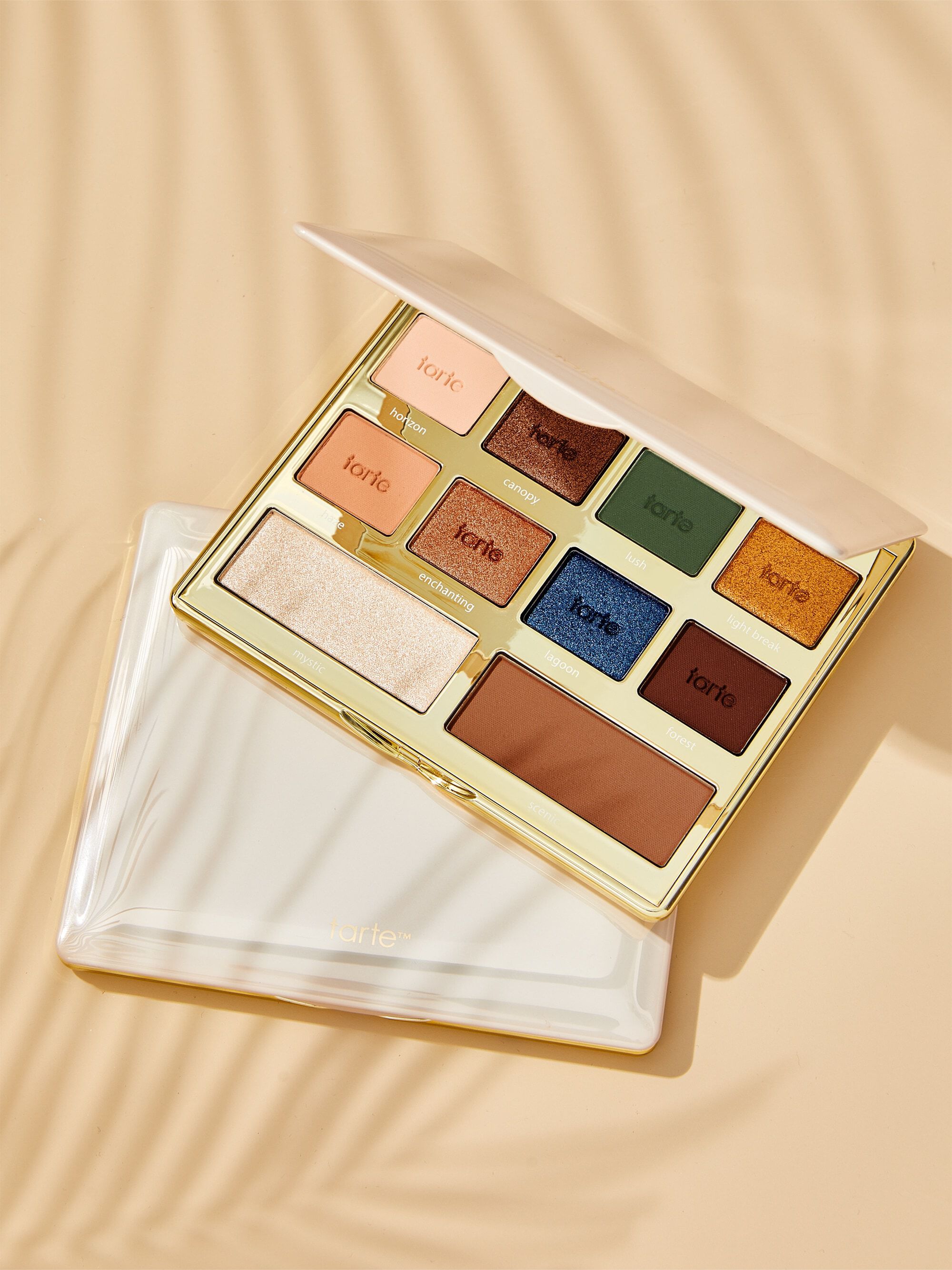 glamazon™ Amazonian clay eyeshadow palette