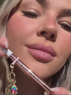 maracuja juicy lip plump liner with limited-edition charm